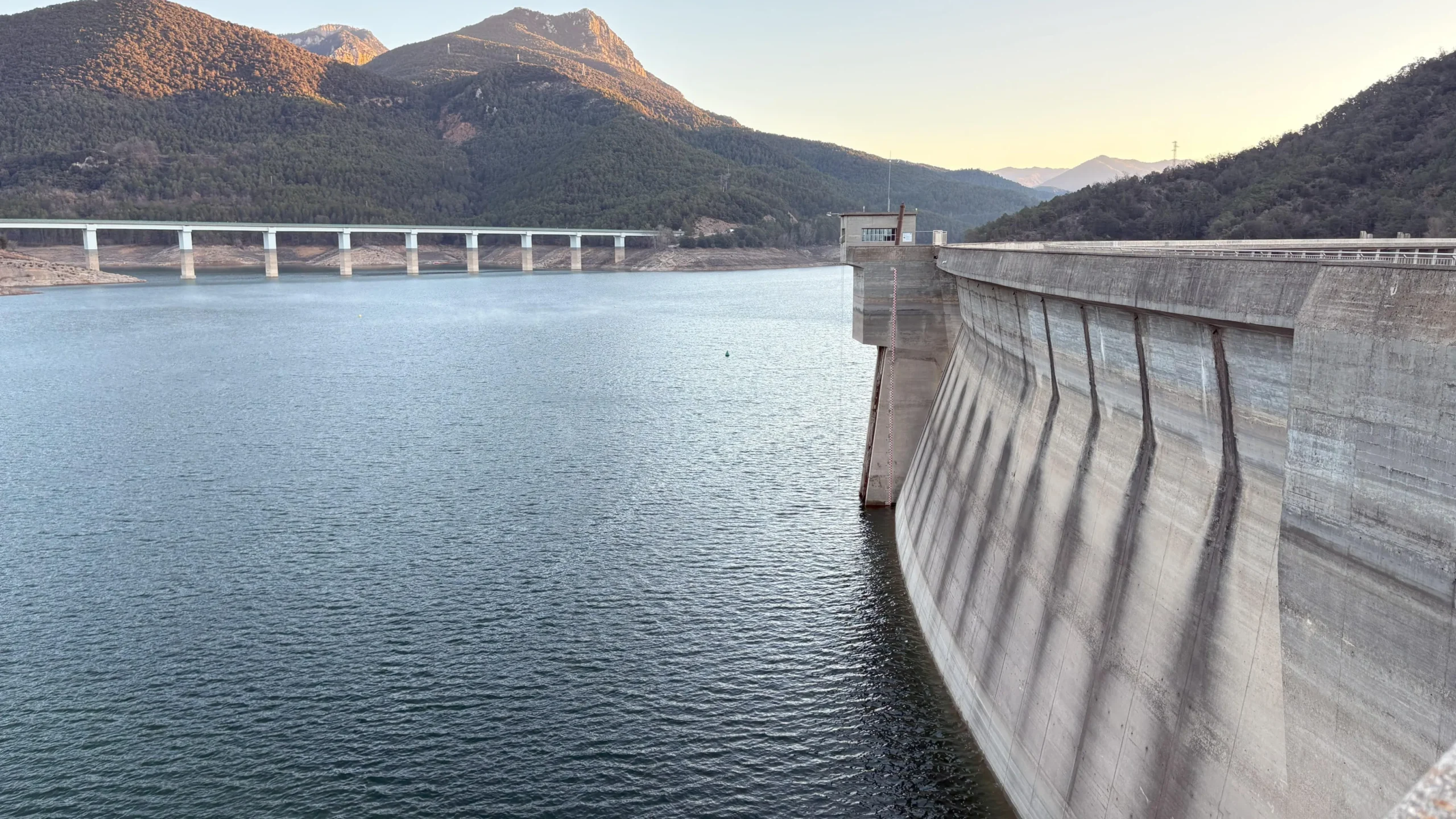 Baells-presa-cardoner
